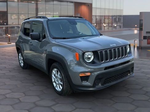 Used 2022 Jeep Renegade Sport w/ Sport Appearance Group image 22