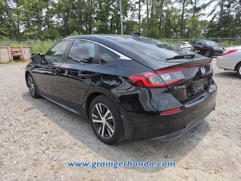 Used 2023 Honda Civic LX image 10