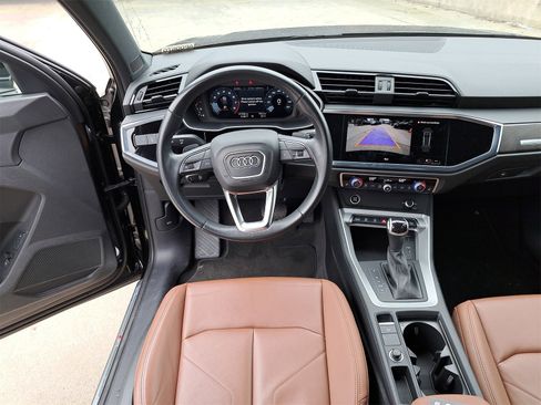 Used 2023 Audi Q3 2.0T Premium image 6