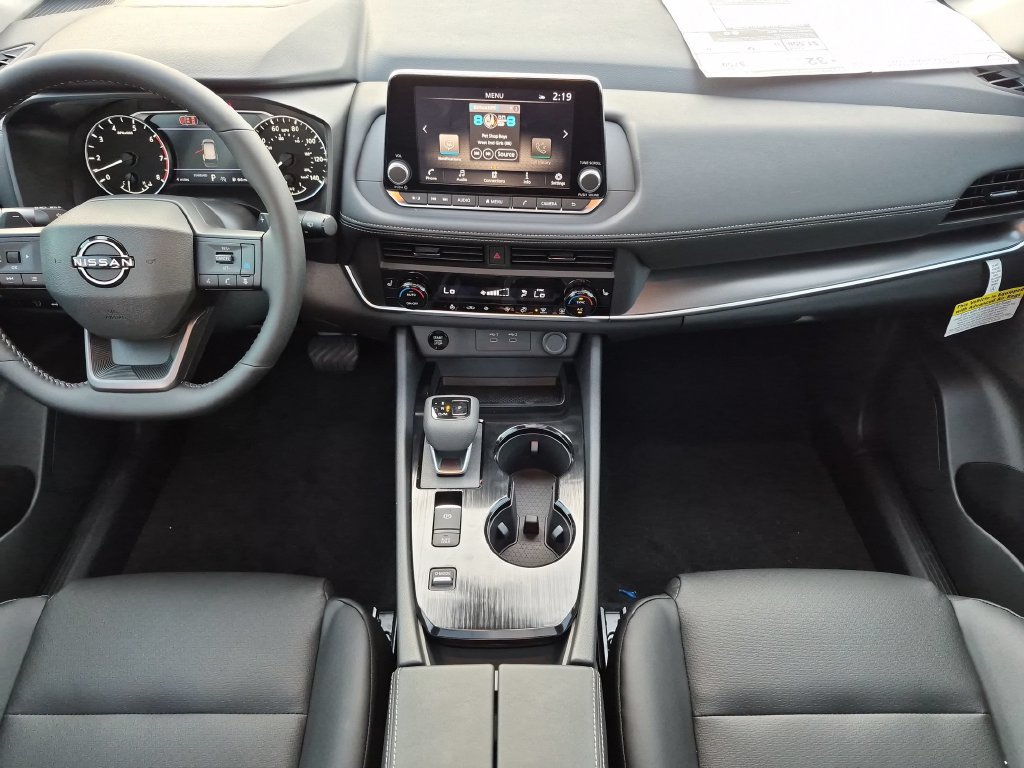 New 2026 Nissan Rogue Dark Armor FWD image 17