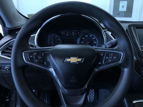 Used 2016 Chevrolet Malibu LT FWD image 23
