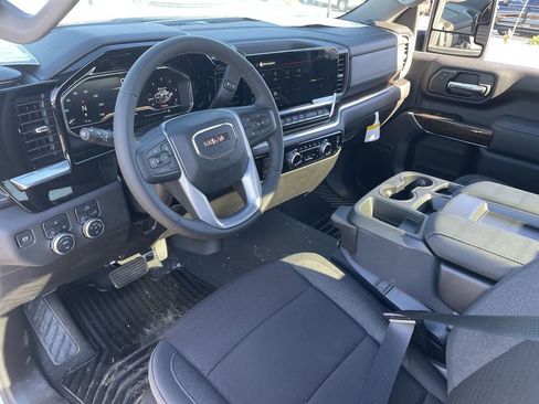 New 2025 GMC Sierra 2500 SLE AWD/4WD image 10