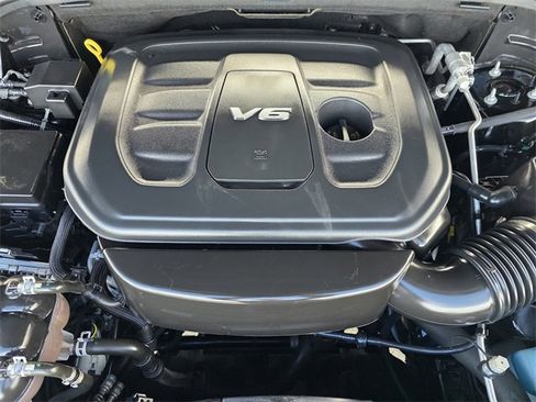 Used 2018 Jeep Grand Cherokee Summit image 23