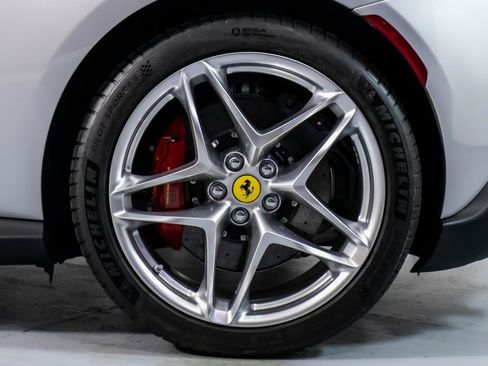 Certified 2025 Ferrari Roma Spider image 61