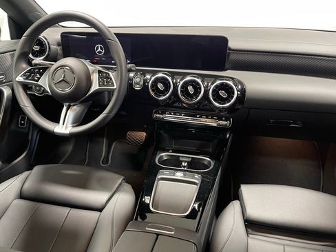 Used 2025 Mercedes-Benz CLA 250 CLA 250 image 29