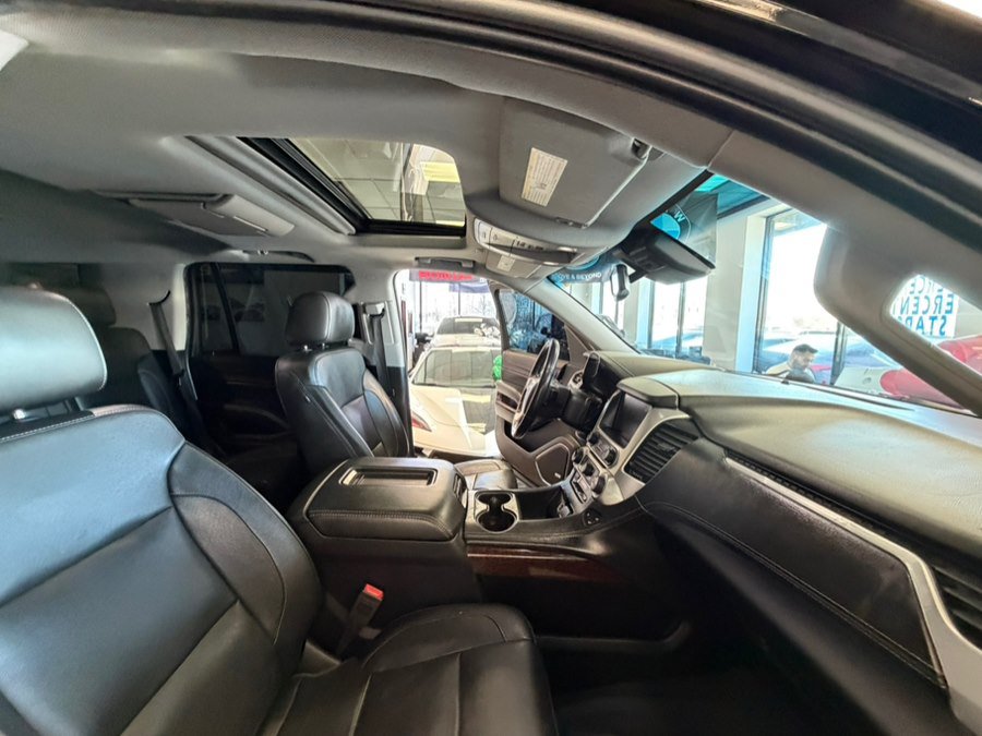 Used 2019 GMC Yukon SLT w/ Graphite Performance Edition AWD/4WD image 47
