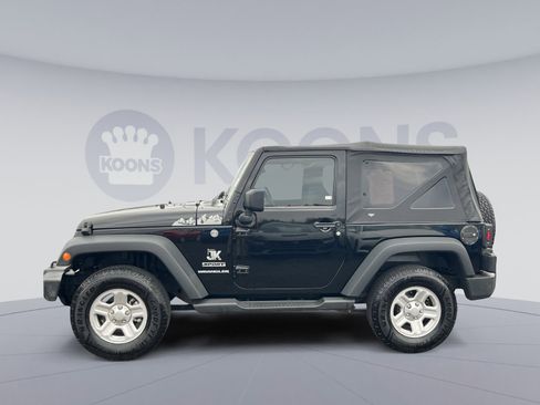 Used 2015 Jeep Wrangler Sport w/ Connectivity Group image 2
