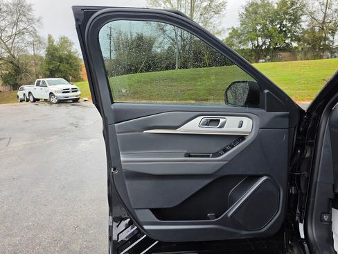 New 2026 Ford Explorer Active image 25