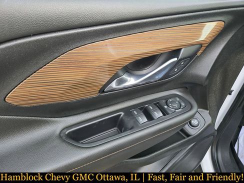 Used 2020 GMC Terrain SLE w/ Driver Convenience Package image 34