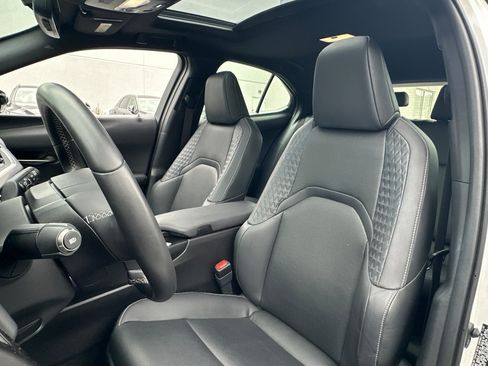 Used 2020 Lexus UX 250h w/ Premium Package AWD/4WD image 5