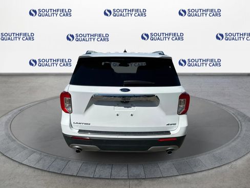 Used 2022 Ford Explorer Limited AWD/4WD image 5