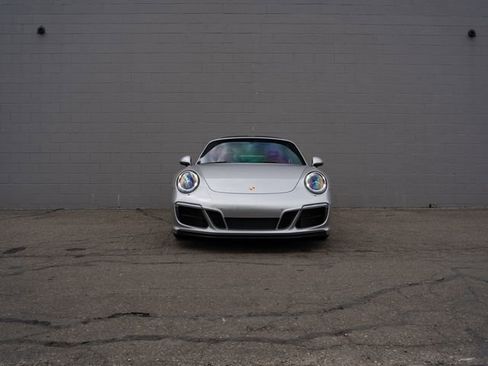 Certified 2018 Porsche 911 Targa 4 GTS AWD/4WD image 10