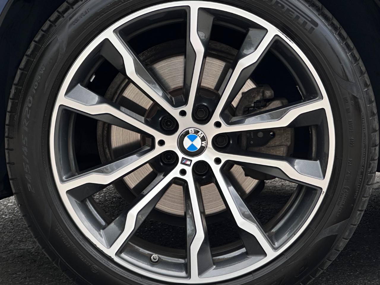 Used 2019 BMW X4 xDrive30i w/ M Sport Package 2 AWD/4WD image 9