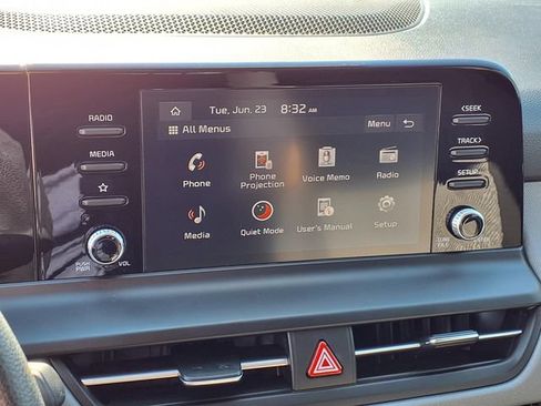 Used 2024 Kia Seltos LX AWD/4WD image 28