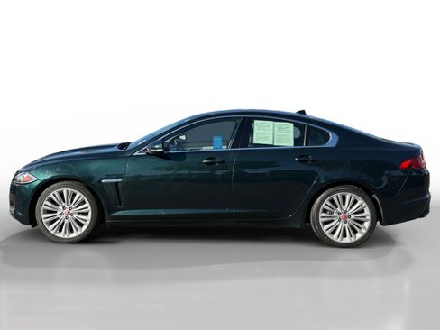 Used 2015 Jaguar XF Premium image 2