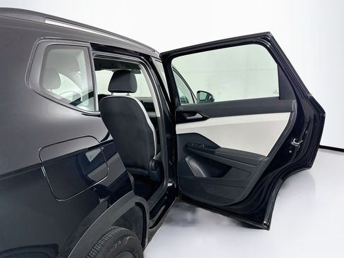 Used 2025 Volkswagen Taos S FWD image 28