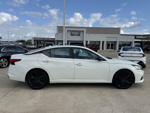 Used 2020 Nissan Altima 2.5 SR image 3