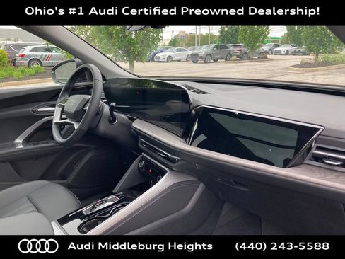 Certified 2025 Audi Q5 Premium w/ Convenience Package AWD/4WD image 18