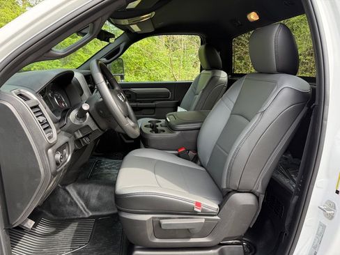 New 2026 RAM 5500 Tradesman AWD/4WD image 10