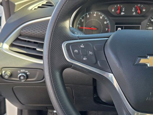 Used 2022 Chevrolet Malibu LS image 27