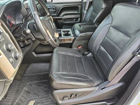 Used 2016 GMC Sierra 2500 Denali w/ Duramax Plus Package image 14