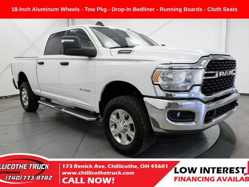 Used 2024 RAM 2500 Big Horn AWD/4WD image 1