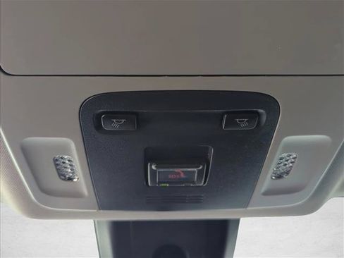 Certified 2021 Toyota Camry SE FWD image 28