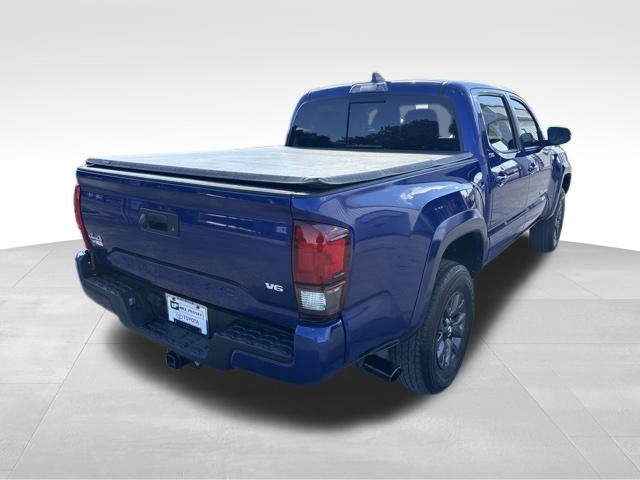Used 2023 Toyota Tacoma SR5 w/ Technology Package AWD/4WD image 5