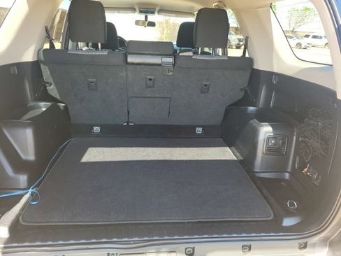 Used 2016 Toyota 4Runner SR5 image 10