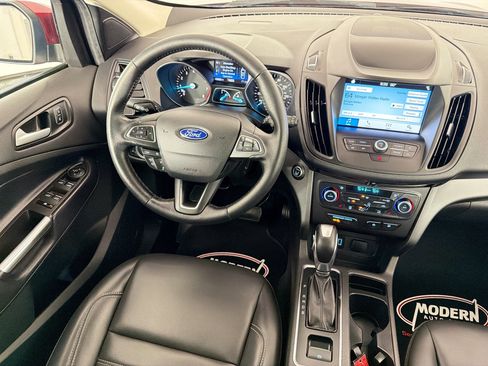 Used 2019 Ford Escape SEL AWD/4WD image 34