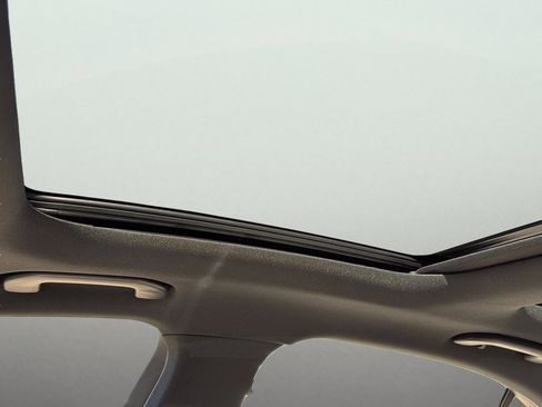 New 2026 Mercedes-Benz C 300 4MATIC Sedan image 18