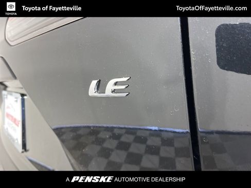 Used 2026 Toyota Corolla Cross LE w/ Moonroof Package FWD image 4