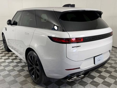 New 2026 Land Rover Range Rover Sport Dynamic SE AWD/4WD image 4