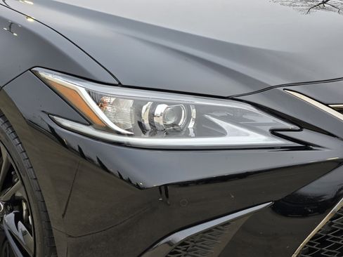 Used 2022 Lexus ES 350 F Sport image 7