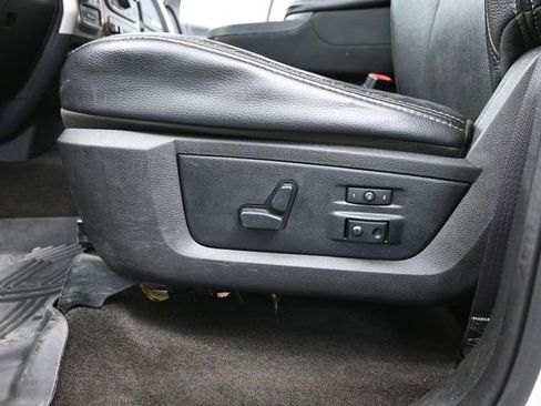 Used 2017 RAM 1500 Laramie w/ Convenience Group image 21