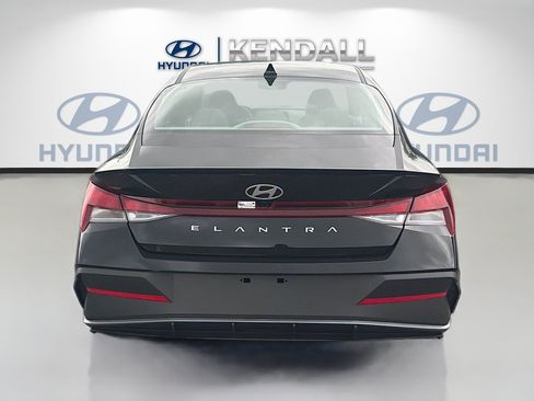 New 2026 Hyundai Elantra Sport FWD image 5