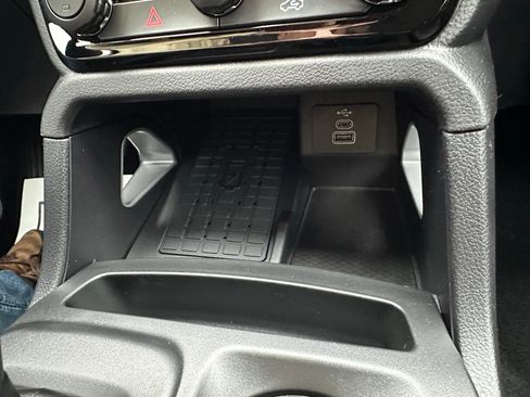 New 2025 Ford Ranger Lariat w/ Chrome Accent Package image 21