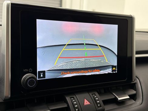Used 2023 Toyota RAV4 XLE Premium FWD image 19