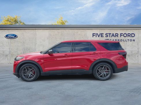 Used 2025 Ford Explorer ST w/ Sun And Sound Package AWD/4WD image 5