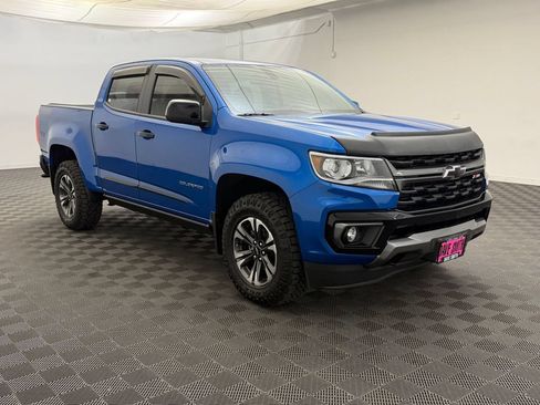 Used 2022 Chevrolet Colorado Z71 AWD/4WD image 7
