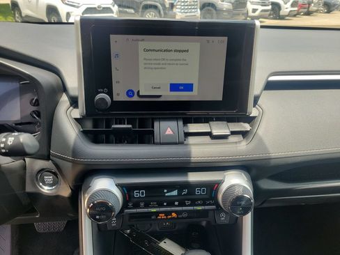Certified 2025 Toyota RAV4 XLE FWD image 35