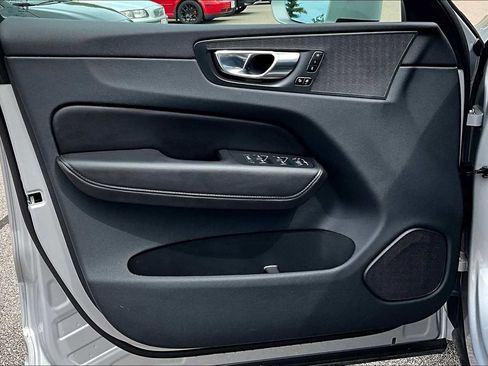 Certified 2023 Volvo XC60 B5 Plus image 20