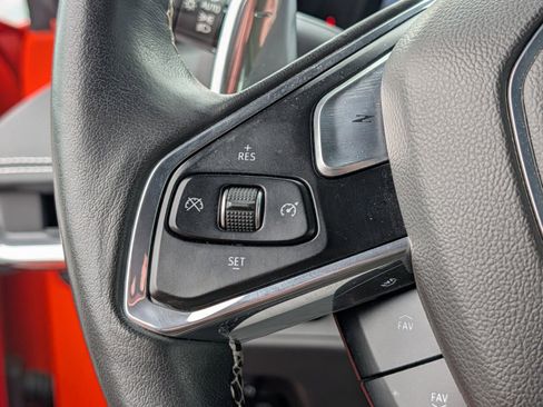 Used 2020 Chevrolet Corvette Stingray w/ 2LT Preferred Equipment Group image 42