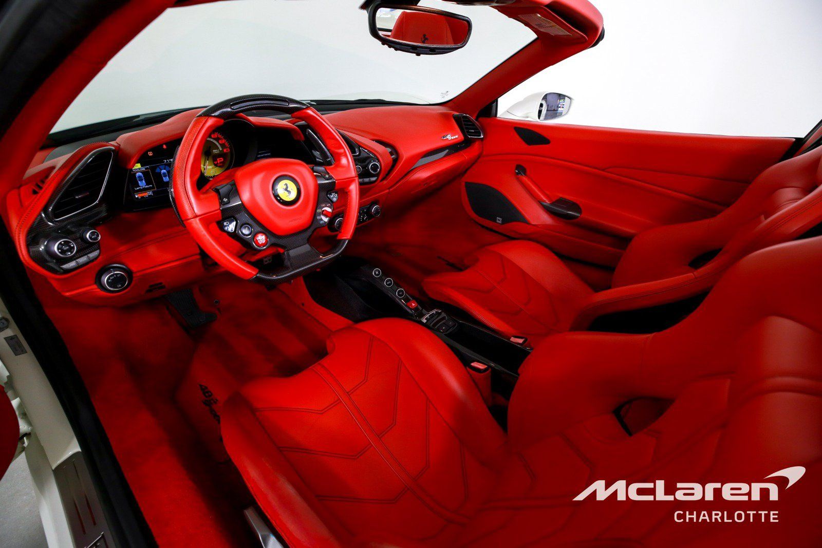 Used 2018 Ferrari 488 Spider RWD image 13