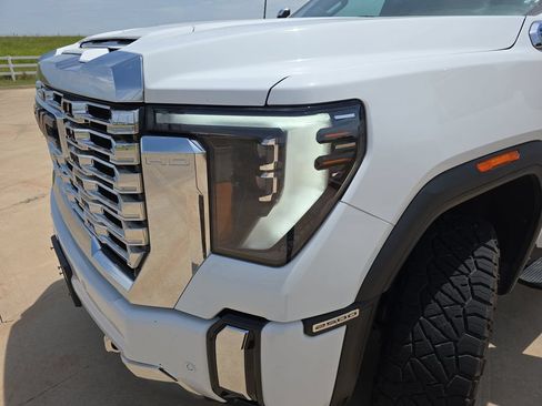 Used 2024 GMC Sierra 2500 Denali w/ Denali Reserve Package AWD/4WD image 31