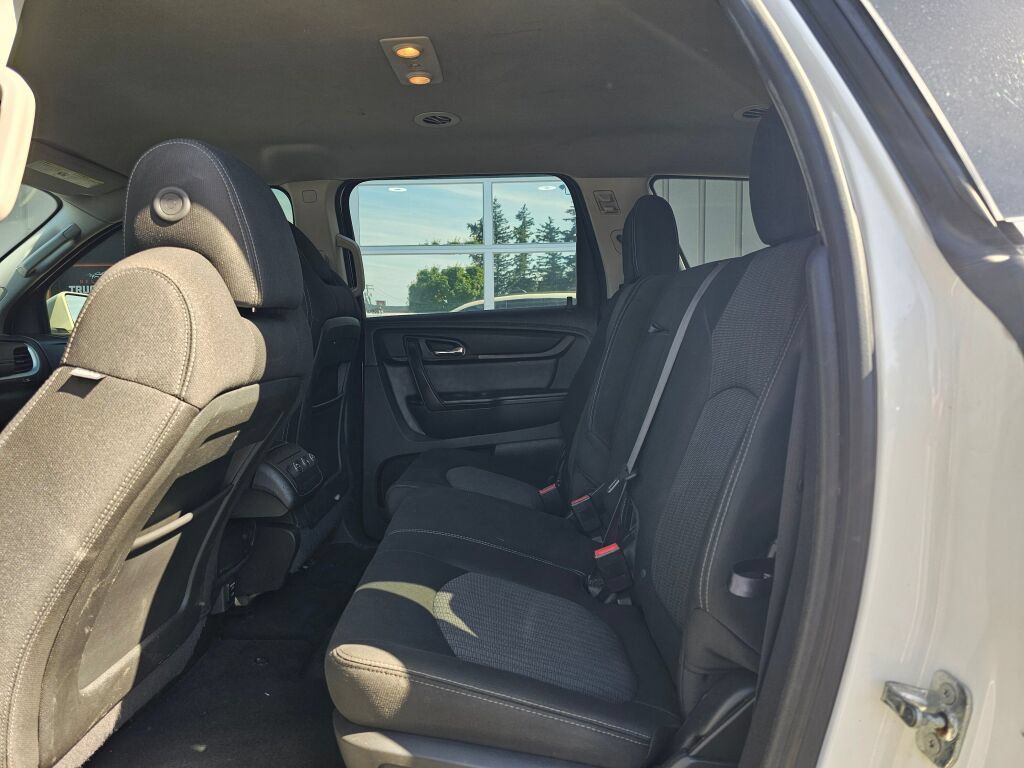 Used 2015 Chevrolet Traverse LT AWD/4WD image 17