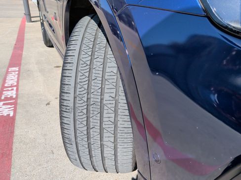 Used 2019 Audi Q8 Premium Plus w/ Premium Plus image 12