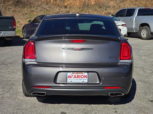 Used 2022 Chrysler 300 S w/ Comfort Group image 17