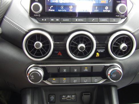 Used 2025 Nissan Sentra SV FWD image 18