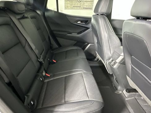 New 2026 Chevrolet Equinox LT w/ Convenience Package II FWD image 26